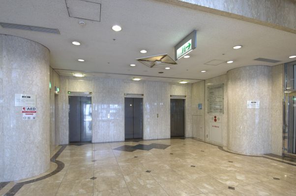Urban Center Yokohama West3